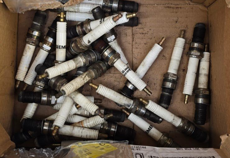 Siemens used industrial spark plugs