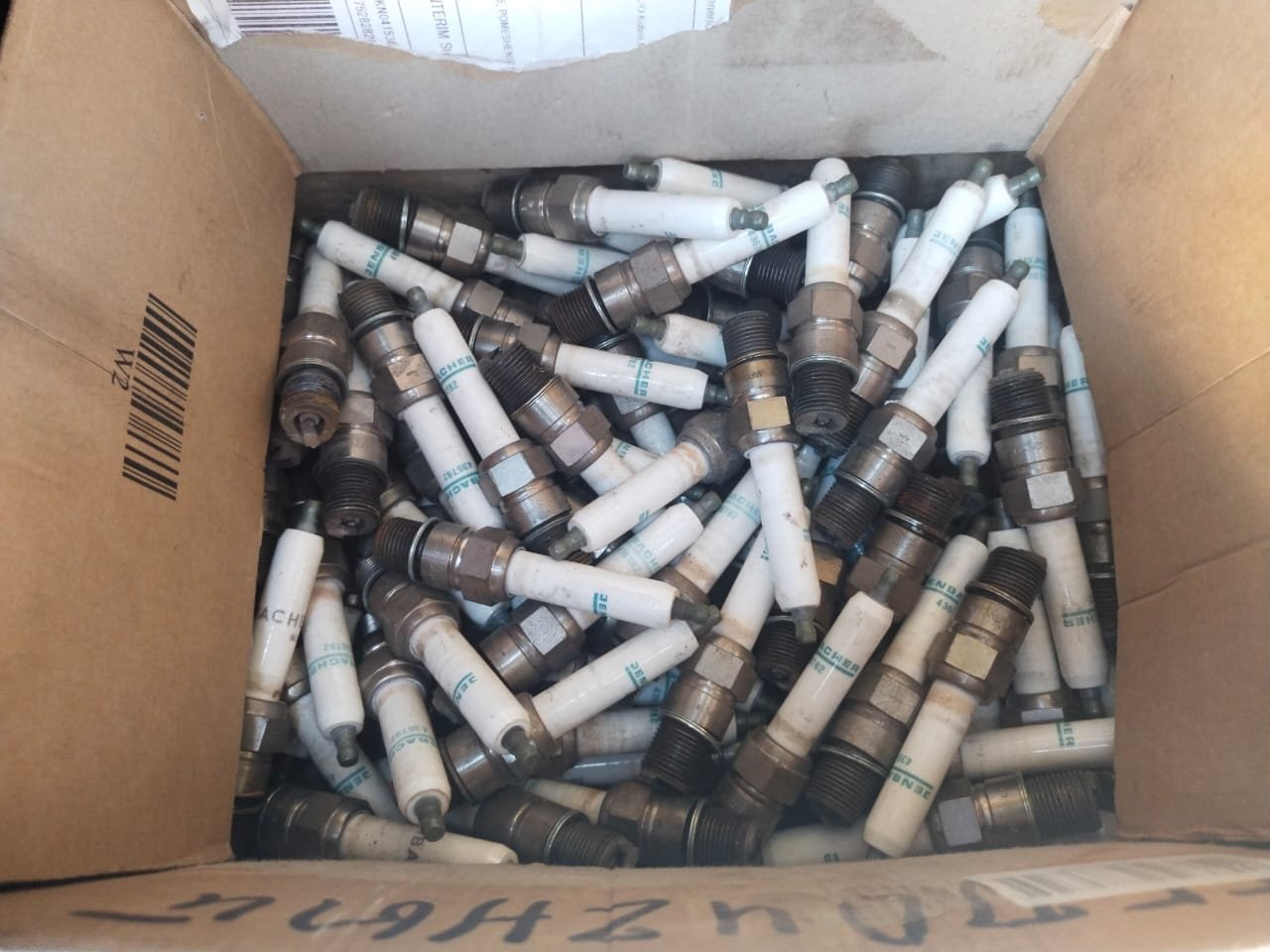 Jenbacher industrial spark plugs